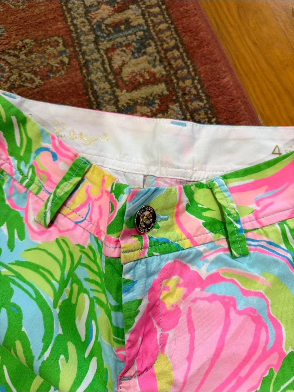 Lilly Pulitzer Tropical Floral Women's Shorts in Pink & Green - Picture 2 of 2
